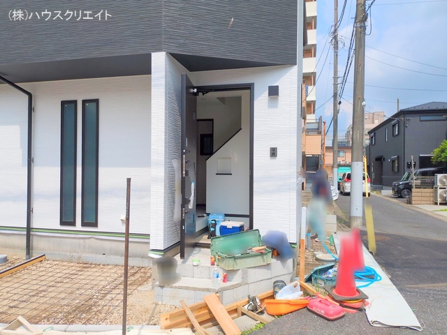 千葉県流山市流山２丁目の新築戸建て外構写真 2025年7月2日撮影