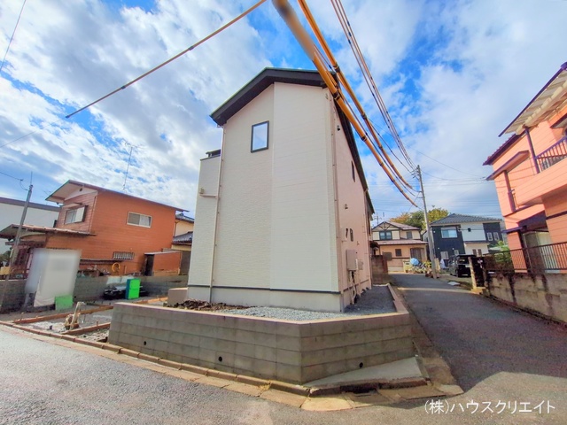 千葉県船橋市松が丘３丁目の新築戸建て外構写真 2025年10月26日撮影