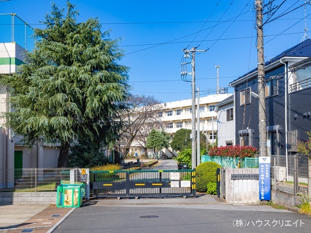 船橋市立古和釜中学校　距離750m