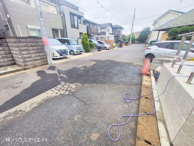 千葉県松戸市中金杉２丁目の新築戸建て外構写真 2025年10月14日撮影