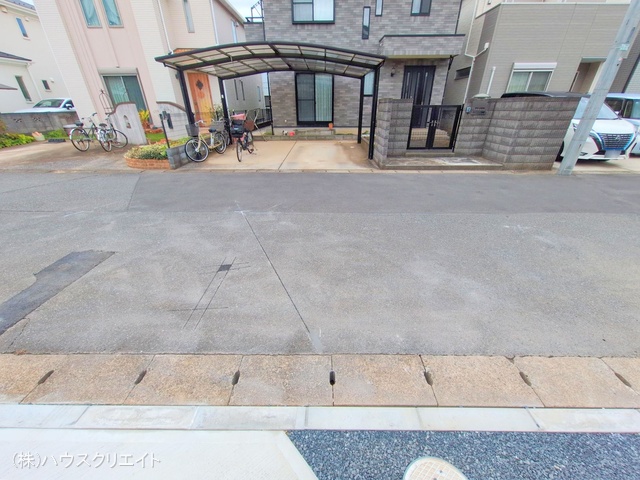 千葉県松戸市中金杉２丁目の新築戸建て完成写真 2025年11月10日撮影