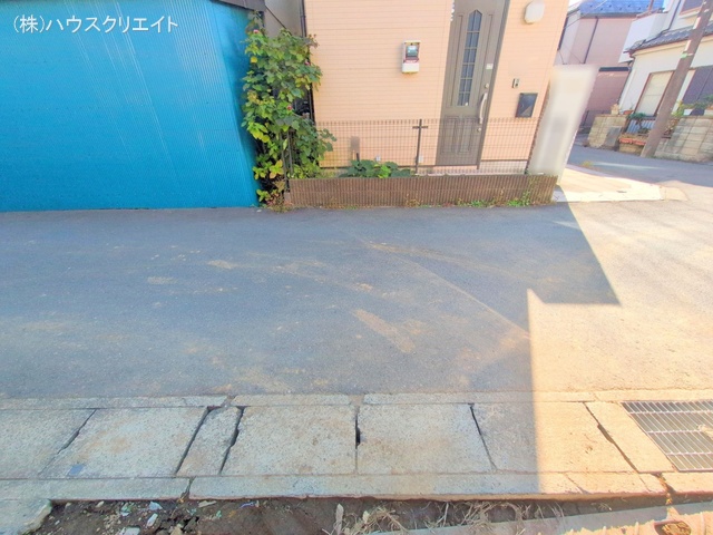 千葉県松戸市西馬橋３丁目の新築戸建て外構写真 2025年11月18日撮影