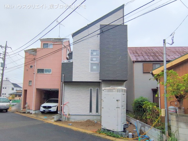 千葉県流山市平和台４丁目の新築戸建て外構写真 2025年10月14日撮影