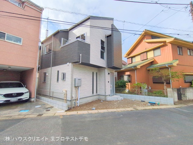 千葉県流山市平和台４丁目の新築戸建て外構写真 2025年11月10日撮影