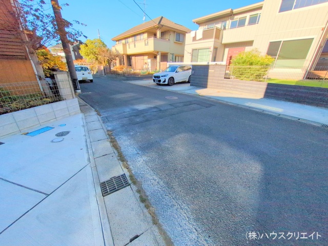 千葉県流山市平和台４丁目の新築戸建て完成写真 2025年12月9日撮影