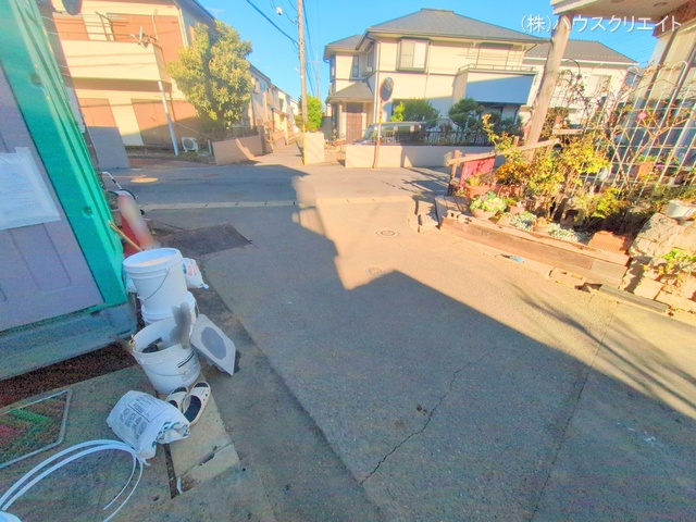 千葉県柏市しいの木台4丁目の新築戸建て外構写真 2025年12月3日撮影