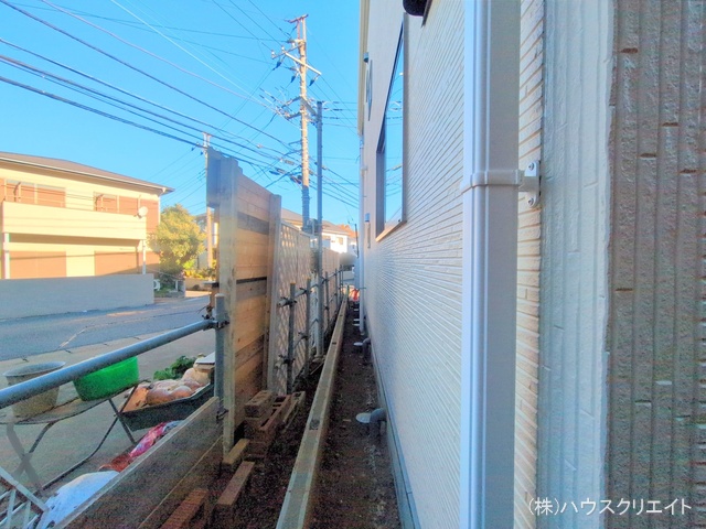 千葉県柏市しいの木台4丁目の新築戸建て外構写真 2025年12月3日撮影