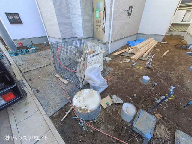 千葉県松戸市栗ケ沢の新築戸建て外構写真 2026年1月13日撮影