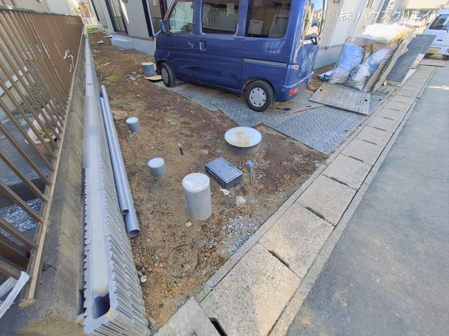 千葉県松戸市栗ケ沢の新築戸建て外構写真 2026年1月13日撮影