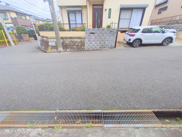 千葉県松戸市六高台８丁目の中古戸建て完成写真 2025年11月19日撮影