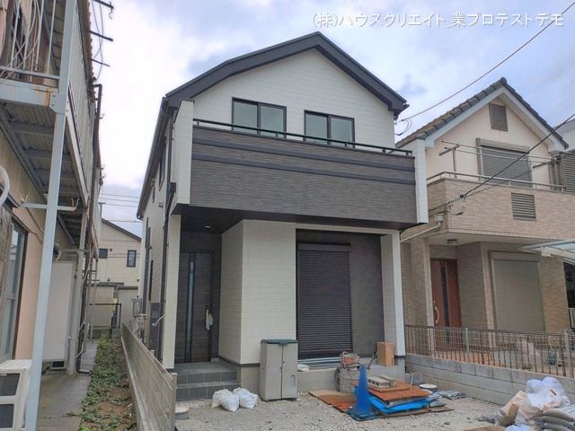 千葉県市川市稲荷木３丁目の新築戸建て外構写真 2026年4月9日撮影