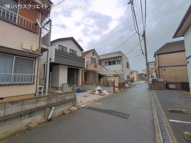 千葉県市川市稲荷木３丁目の新築戸建て外構写真 2026年4月9日撮影