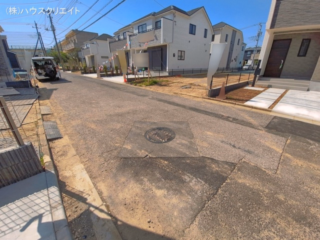 千葉県松戸市新松戸6丁目の新築戸建て完成写真 2026年5月17日撮影