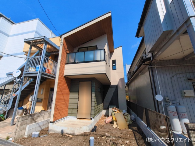 千葉県流山市東初石2丁目の新築戸建て外構写真 2026年3月8日撮影