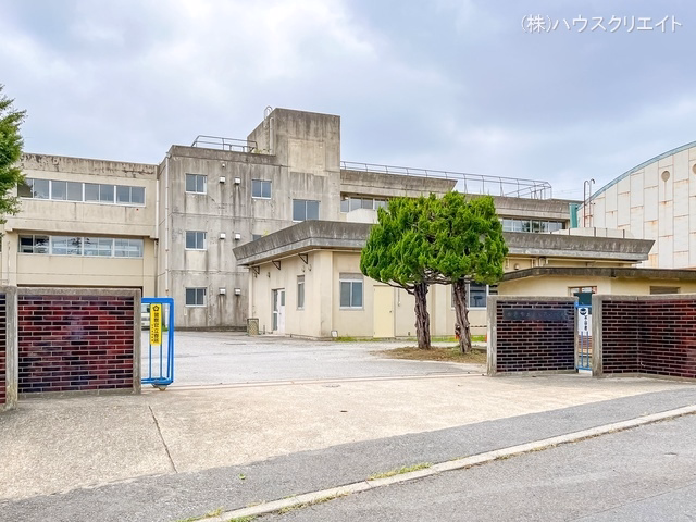 千葉県松戸市小金原８丁目の新築戸建て周辺 松戸市立貝の花小学校　距離60m