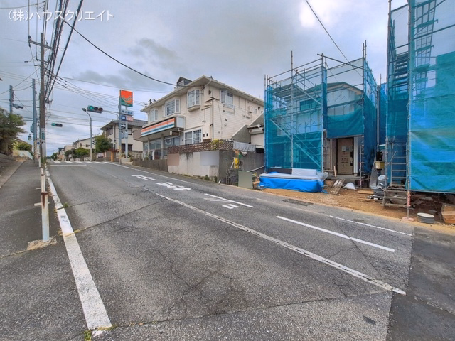 千葉県松戸市中金杉4丁目の新築戸建てシート写真 2026年6月4日撮影
