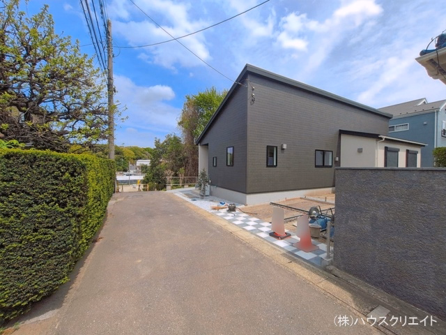 千葉県松戸市小金の新築戸建て外構写真 2026年4月12日撮影