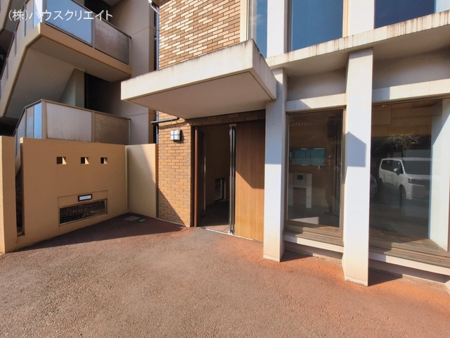 千葉県鎌ケ谷市東道野辺3丁目のマンション『レクセルガーデン鎌ケ谷ビューステージ』エントランス写真 2026年3月17日撮影