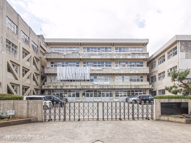 松戸市立六実中学校