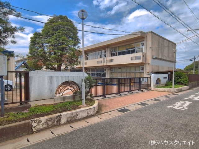 流山市立新川小学校