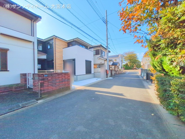 埼玉県さいたま市岩槻区本丸１丁目の新築戸建て完成写真 2025年11月19日撮影