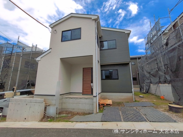 埼玉県さいたま市岩槻区府内2丁目の新築戸建て外構写真 2026年5月27日撮影