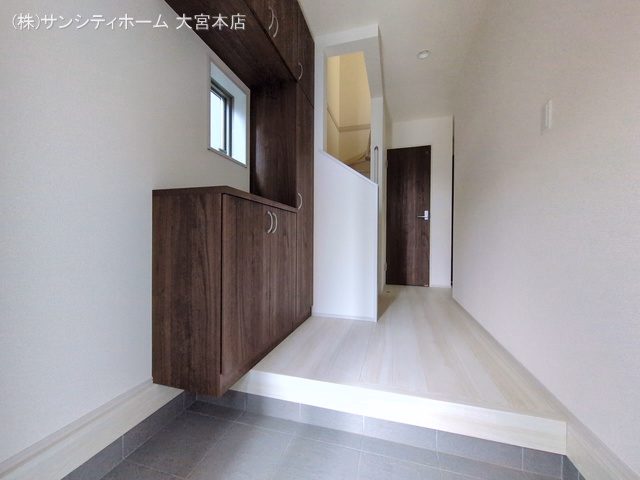 さいたま市岩槻区上野1丁目(戸建)03 玄関