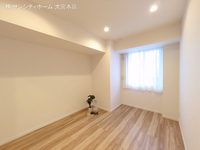 THE　OMIYA　TOWERS 居室サブ