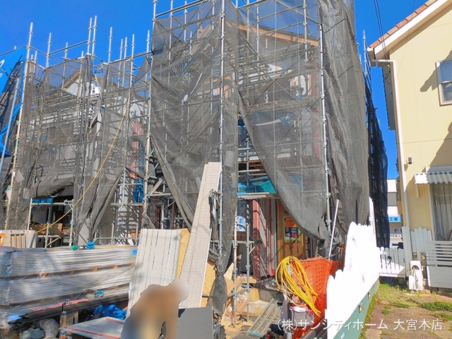 埼玉県さいたま市見沼区春岡２丁目の新築戸建てシート写真 2026年4月7日撮影