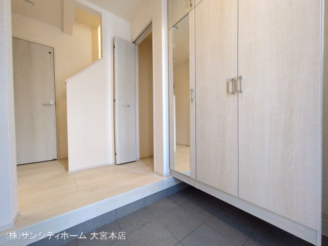 さいたま市見沼区大字大谷(戸建)01 玄関