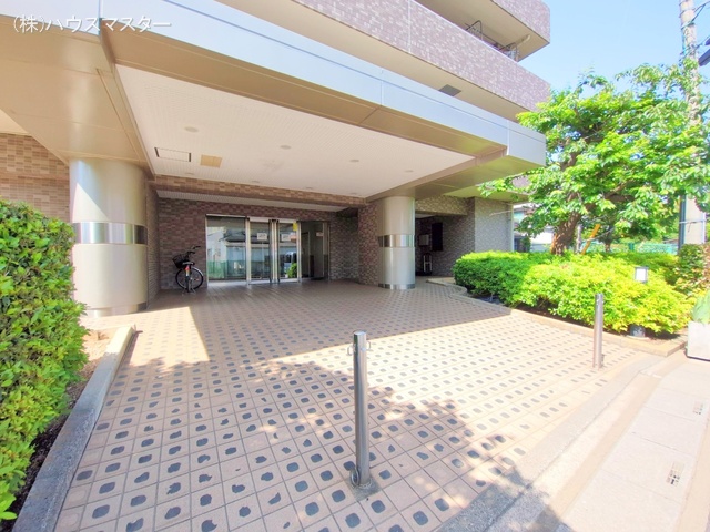埼玉県さいたま市見沼区大字蓮沼のマンション『エクセル大宮東3番館』エントランス写真 2025年5月19日撮影