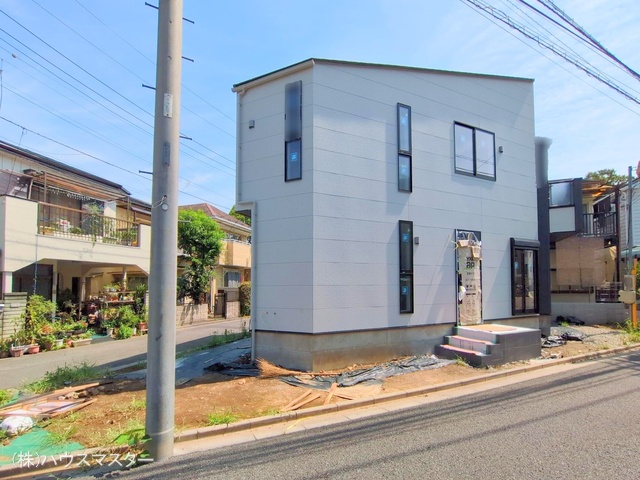 埼玉県さいたま市大宮区堀の内町3丁目の新築戸建て外構写真 2025年8月17日撮影