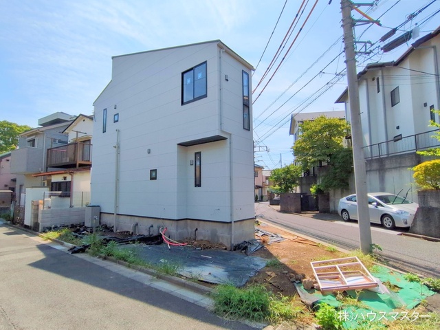 埼玉県さいたま市大宮区堀の内町3丁目の新築戸建て外構写真 2025年8月17日撮影