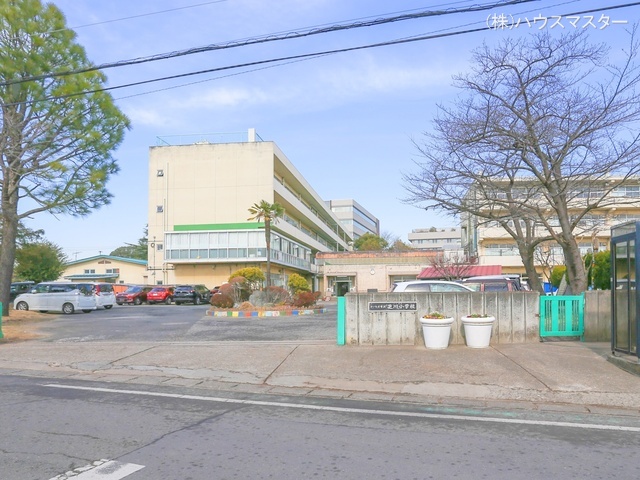 さいたま市立芝川小学校　距離380m