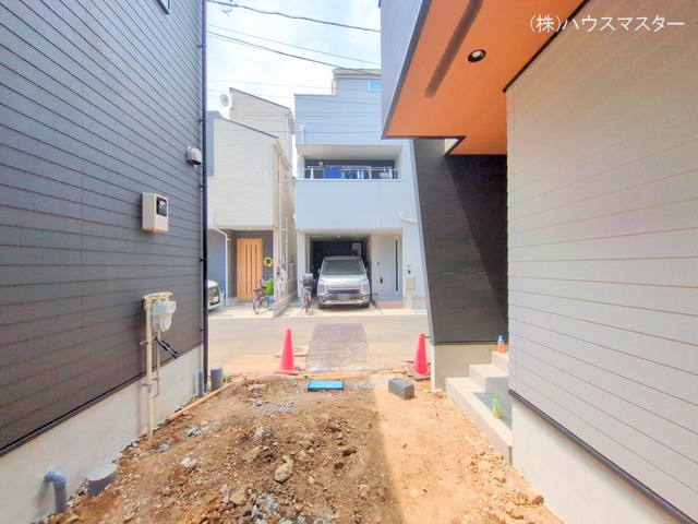 埼玉県さいたま市大宮区天沼町２丁目の新築戸建て外構写真 2025年8月5日撮影