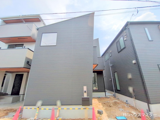 埼玉県さいたま市大宮区天沼町２丁目の新築戸建て外構写真 2025年8月5日撮影