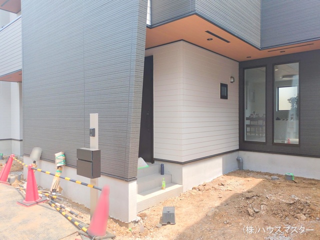 埼玉県さいたま市大宮区天沼町２丁目の新築戸建て外構写真 2025年8月5日撮影