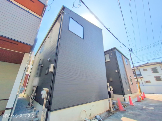 埼玉県さいたま市大宮区天沼町２丁目の新築戸建て外構写真 2025年9月25日撮影