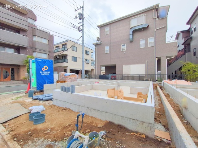 埼玉県さいたま市大宮区堀の内町２丁目-新築戸建ての基礎写真