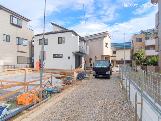 埼玉県さいたま市大宮区堀の内町２丁目の新築戸建て外構写真 2025年9月28日撮影