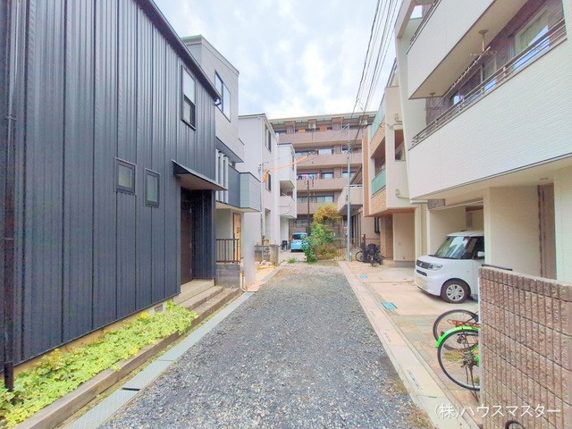 埼玉県さいたま市大宮区北袋町２丁目の新築戸建て外構写真 2025年10月2日撮影