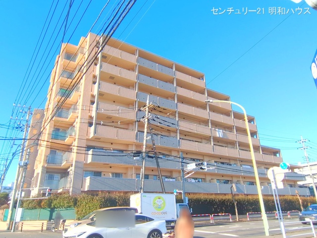 埼玉県鶴ヶ島市富士見１丁目のマンション『コンフォート若葉ポルカ』外観写真 2025年11月27日撮影