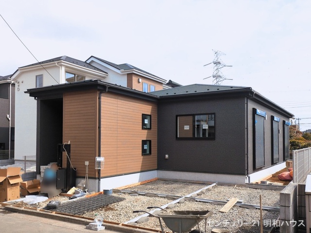 埼玉県鶴ヶ島市大字中新田の新築戸建て外構写真 2026年3月17日撮影