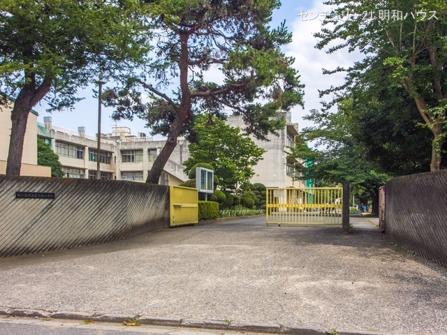 鶴ヶ島市立長久保小学校