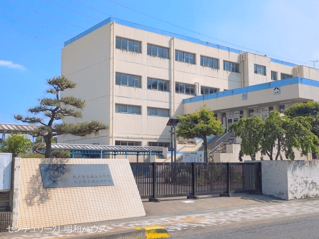 坂戸市立城山小学校