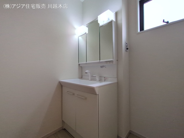 埼玉県狭山市大字水野の新築戸建て洗面所写真 2025年10月8日撮影