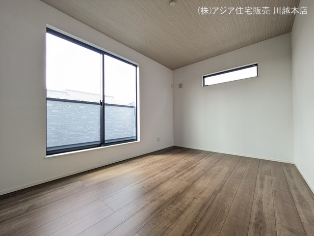 埼玉県川越市上野田町の新築戸建て居室メイン写真 2025年8月24日撮影
