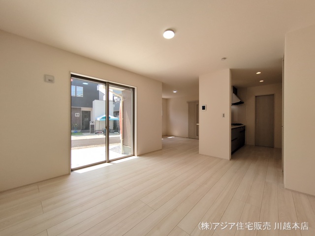 埼玉県川越市大字寺尾の新築戸建てリビング写真 2025年8月27日撮影