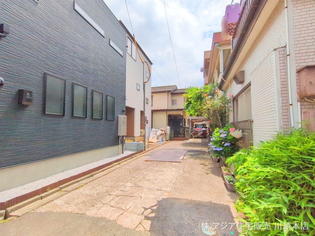 埼玉県川越市熊野町の新築戸建て外構写真 2025年6月15日撮影
