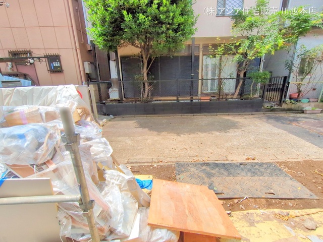 埼玉県川越市熊野町の新築戸建て外構写真 2025年6月15日撮影